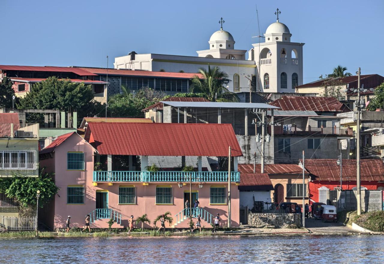 Hostal Don Cenobio Флорес Экстерьер фото