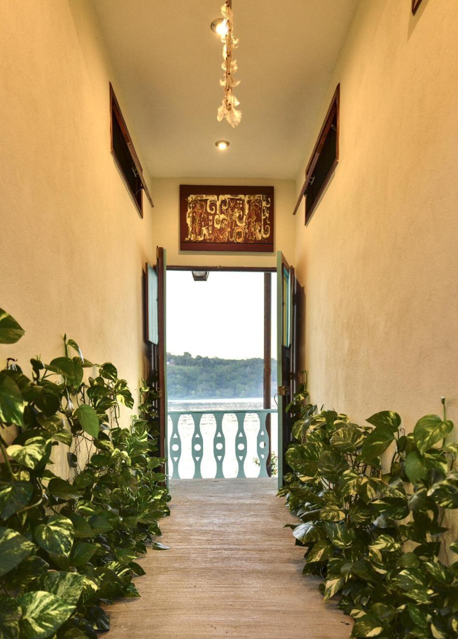 Hostal Don Cenobio Флорес Экстерьер фото
