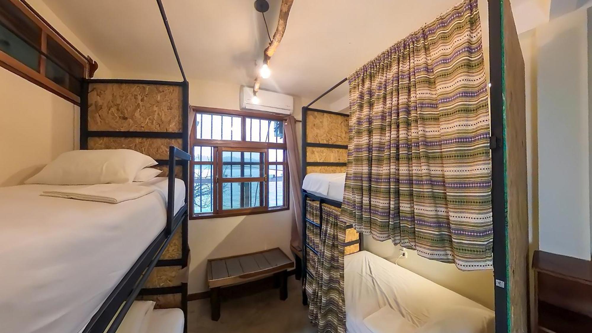 Hostal Don Cenobio Флорес Экстерьер фото