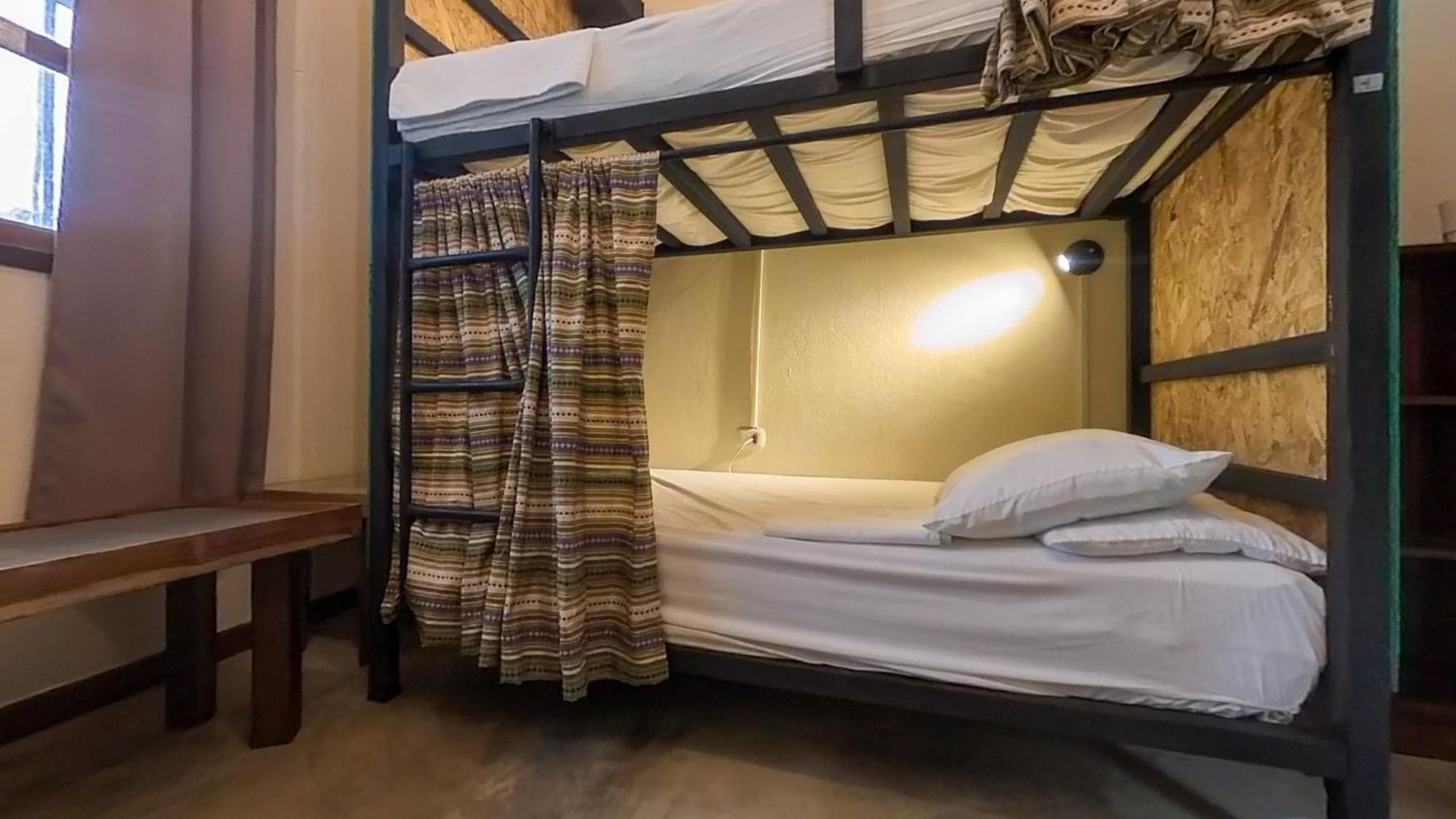 Hostal Don Cenobio Флорес Экстерьер фото