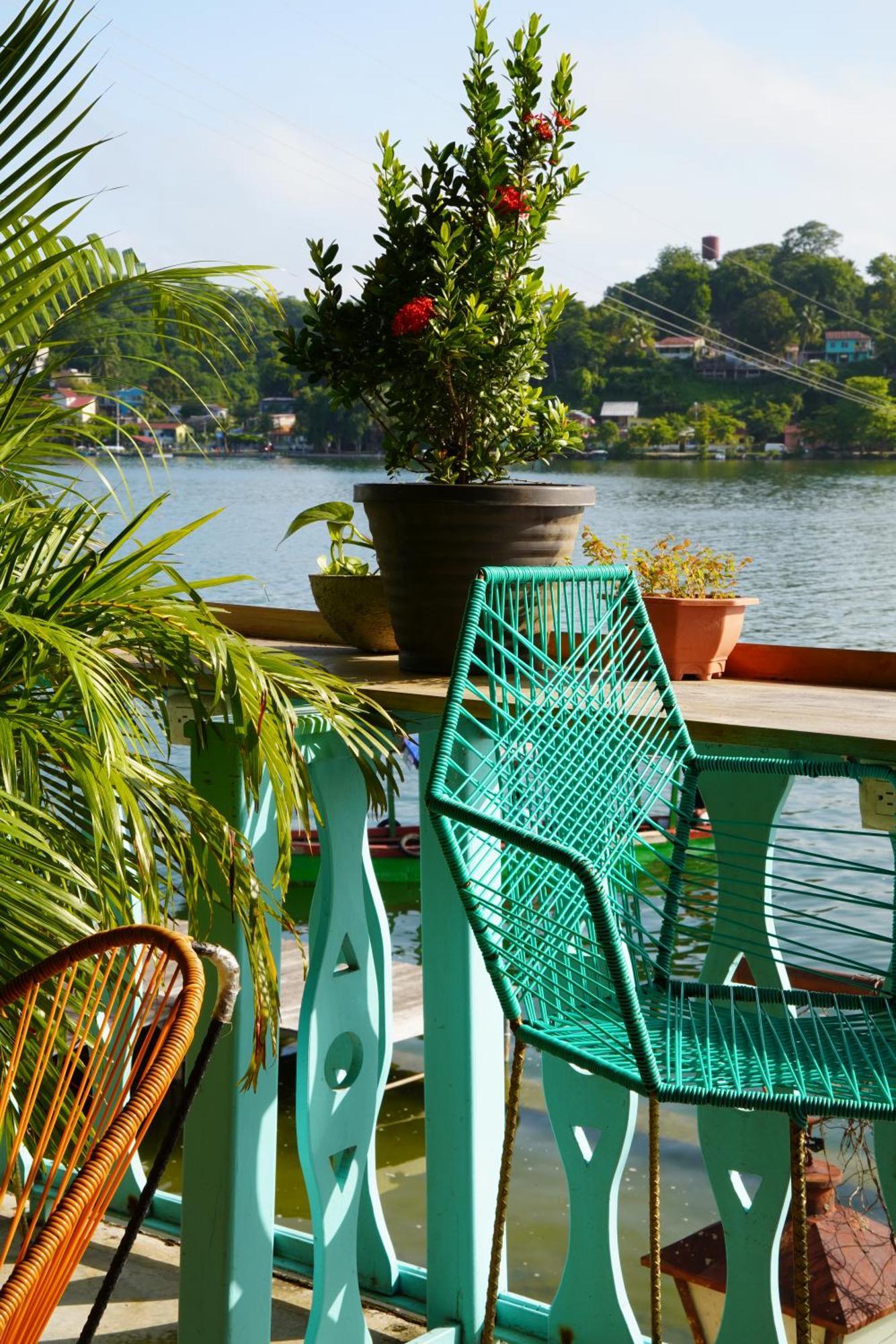 Hostal Don Cenobio Флорес Экстерьер фото