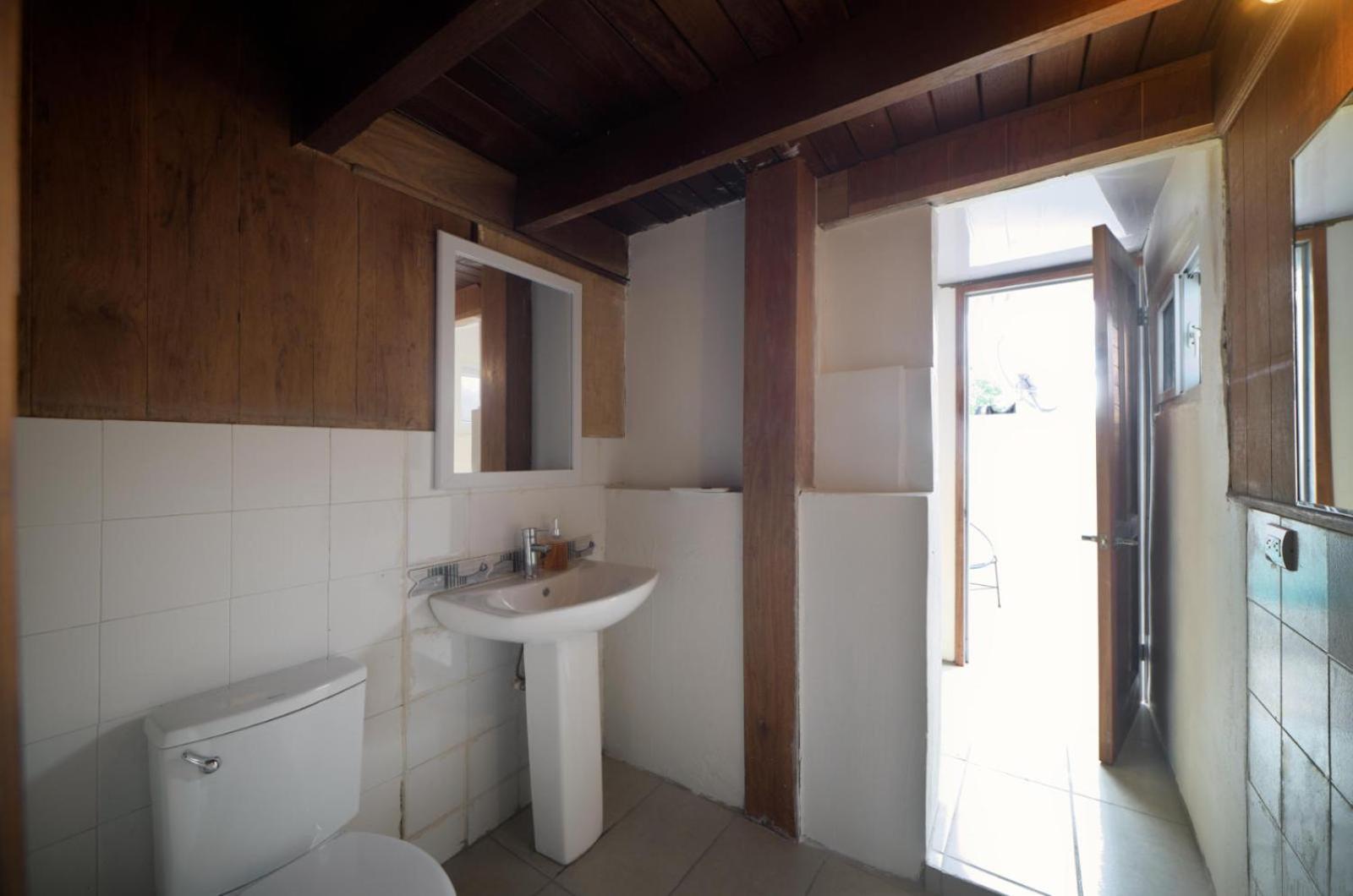 Hostal Don Cenobio Флорес Экстерьер фото